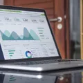 Web traffic analytics dashboard